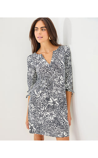 Cath 3/4 Sleeve Dress - Onyx Lots To Spot