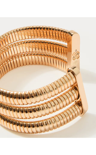 Chevs Kiss Cuff Bracelet - Gold Metallic