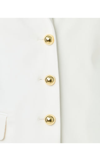 Amryn Blazer - Resort White